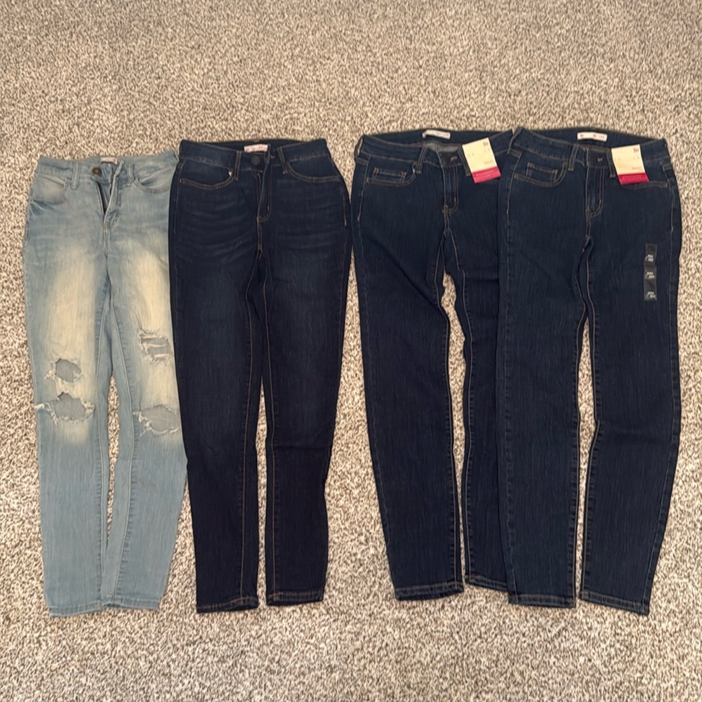 SO Skinny Jeans 4 pairs. 2 NWT!